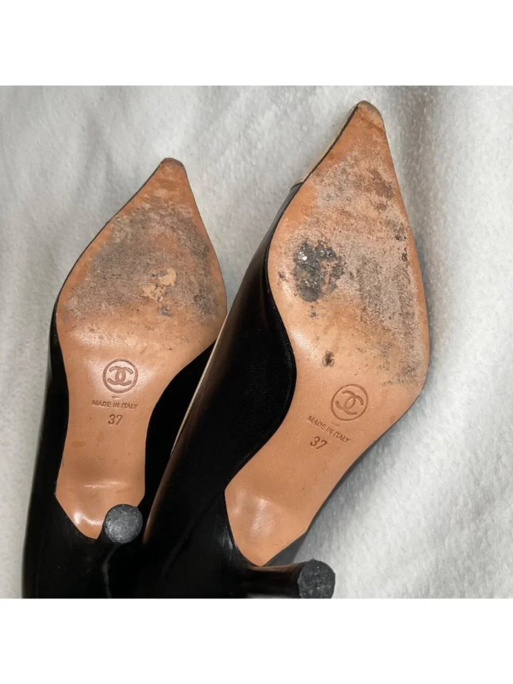 CHANEL beige black